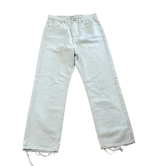 Urban Outfitters BDG Women’s White Distressed Straight Leg Cowboy Jean Sz 32 NWT - Picture 1 of 11
